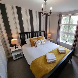 Apartamento Old Town 1-bedroom With Free Parking, Edimburgo